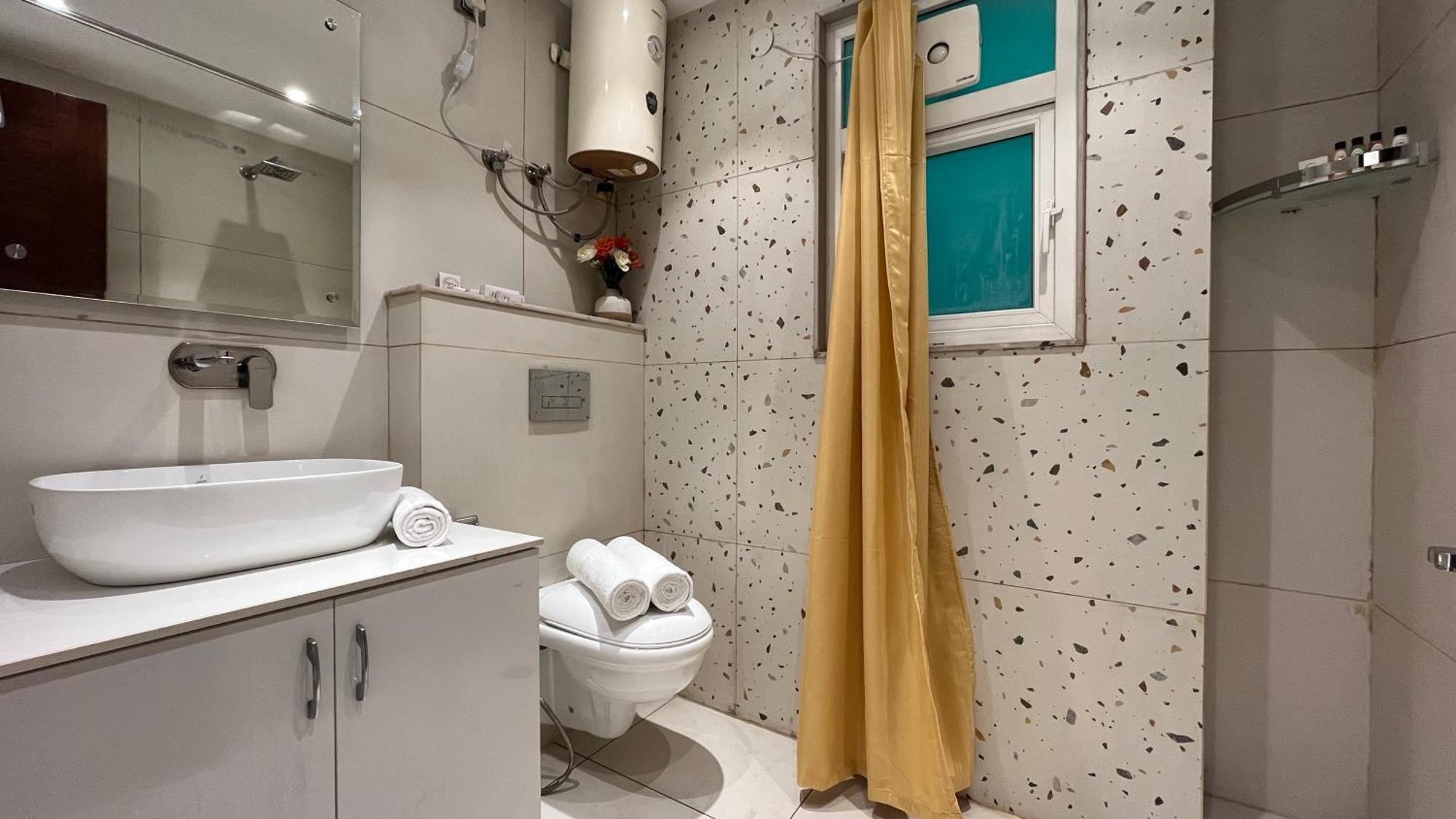 Zen Suites Gurgaon - Luxe Stays Collection Buitenkant foto